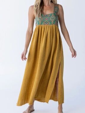 patti side slit maxi dress Patti Side Slit Maxi Dress - Turquoise Cream Roses